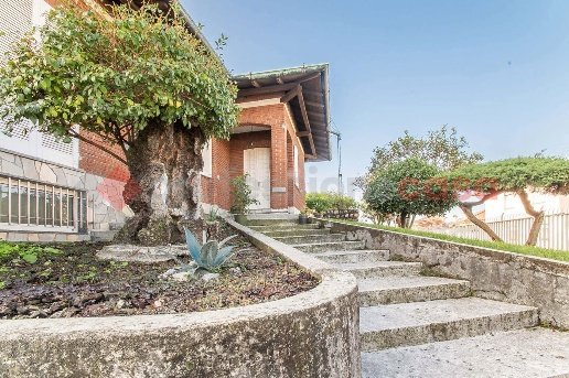 casa indipendente in vendita a Cerro Maggiore