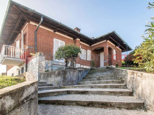 casa indipendente in vendita a Cerro Maggiore