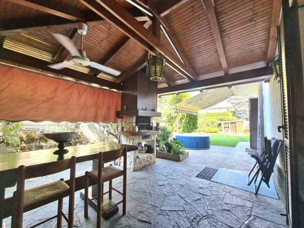 casa indipendente in vendita a Cerro Maggiore