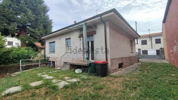 casa indipendente in vendita a Cerro Maggiore