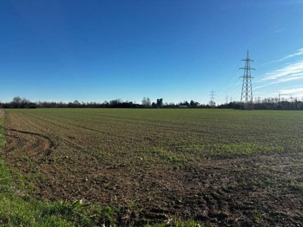 terreno agricolo in vendita a Cerro Maggiore in zona Cantalupo