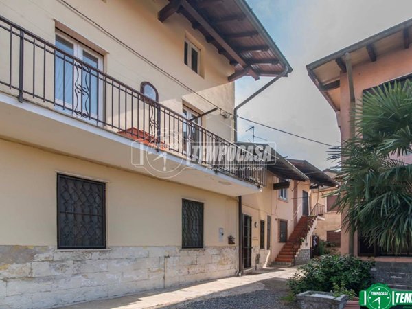 casa indipendente in vendita a Cerro Maggiore in zona Cantalupo