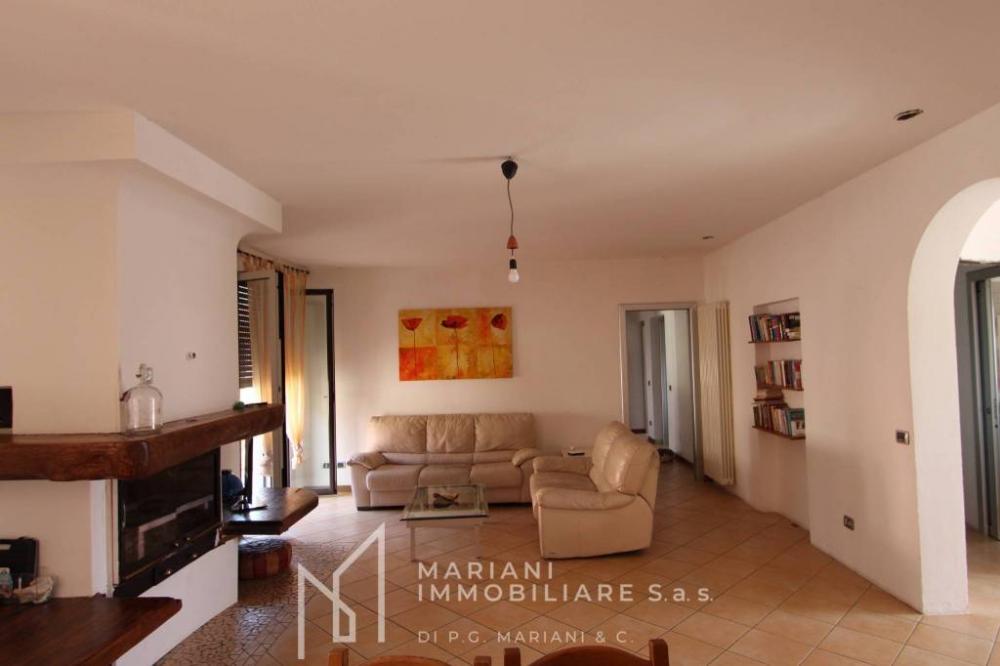 casa indipendente in vendita a Cerro Maggiore