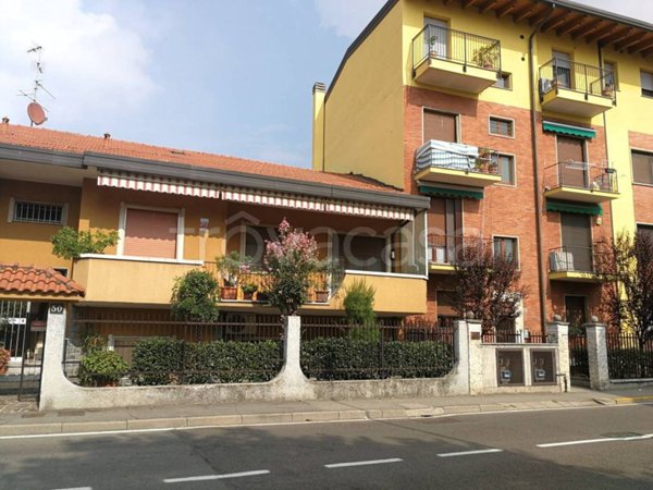 casa indipendente in vendita a Cesano Boscone