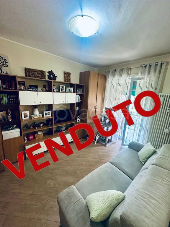 appartamento in vendita a Cesano Boscone