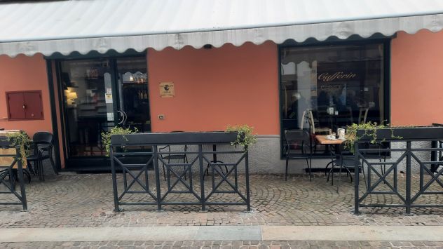 negozio in vendita a Cesano Boscone