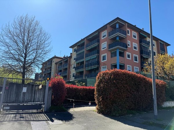appartamento in vendita a Cesano Boscone