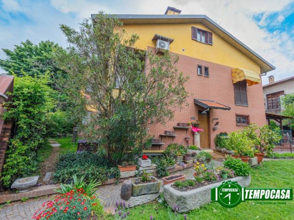 casa indipendente in vendita a Cesano Boscone