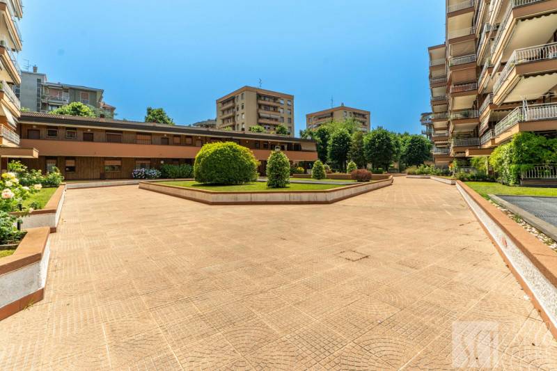 appartamento in vendita a Cesano Boscone