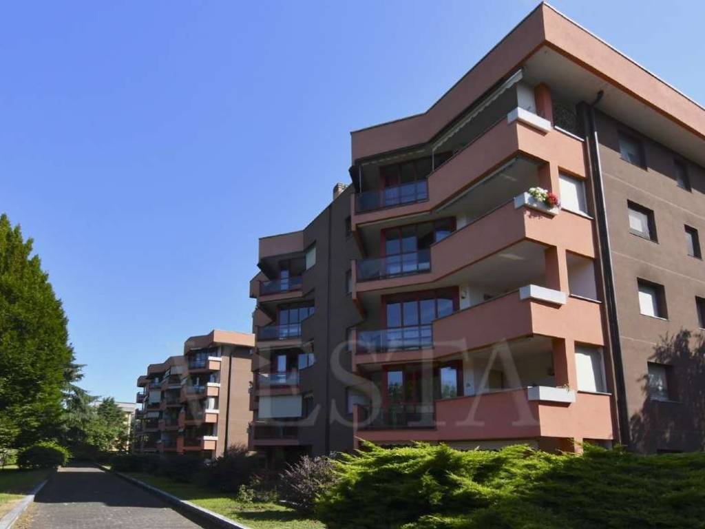 appartamento in vendita a Cesano Boscone