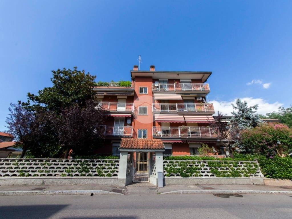 appartamento in vendita a Cesano Boscone