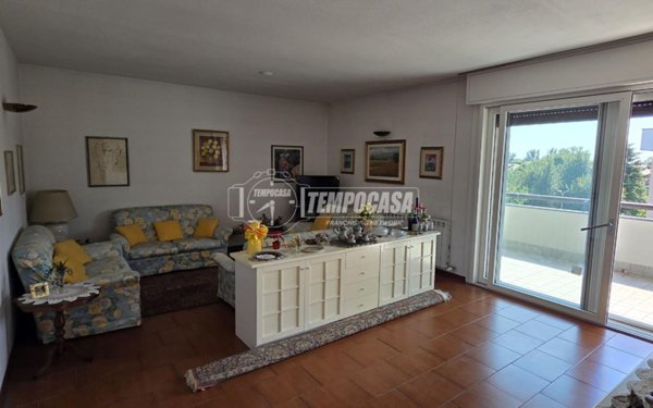 appartamento in vendita a Cesano Boscone
