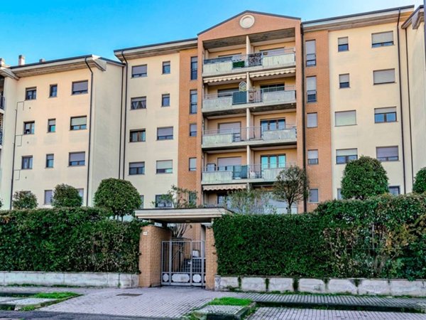 appartamento in vendita a Cesano Boscone