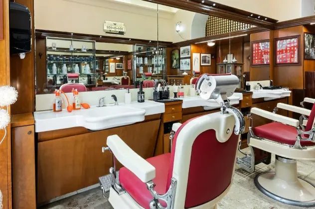 negozio in vendita a Cesano Boscone