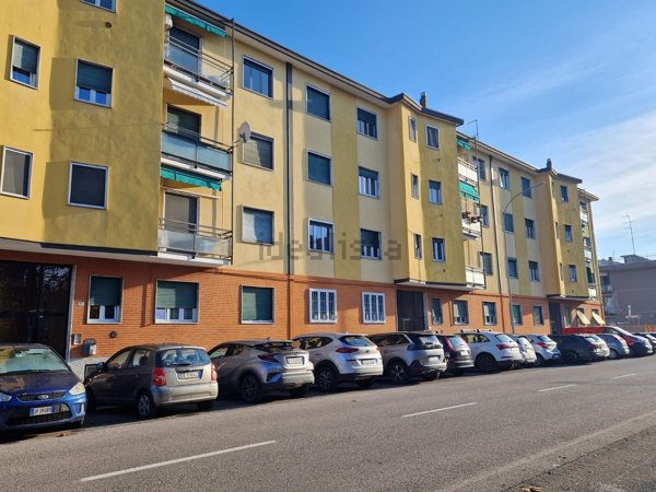 appartamento in vendita a Cesano Boscone