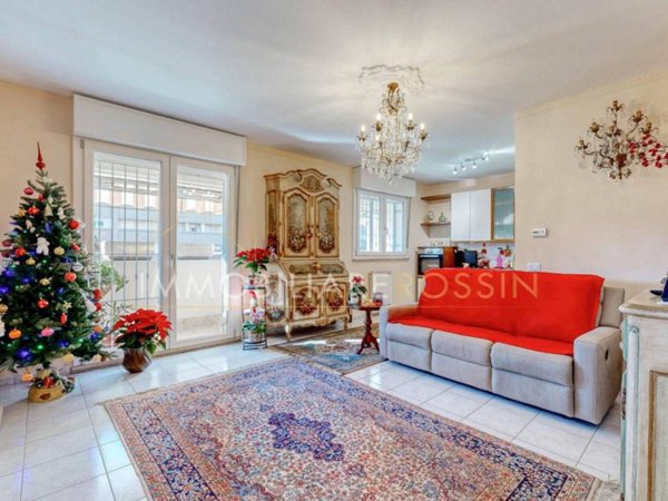 appartamento in vendita a Cesano Boscone