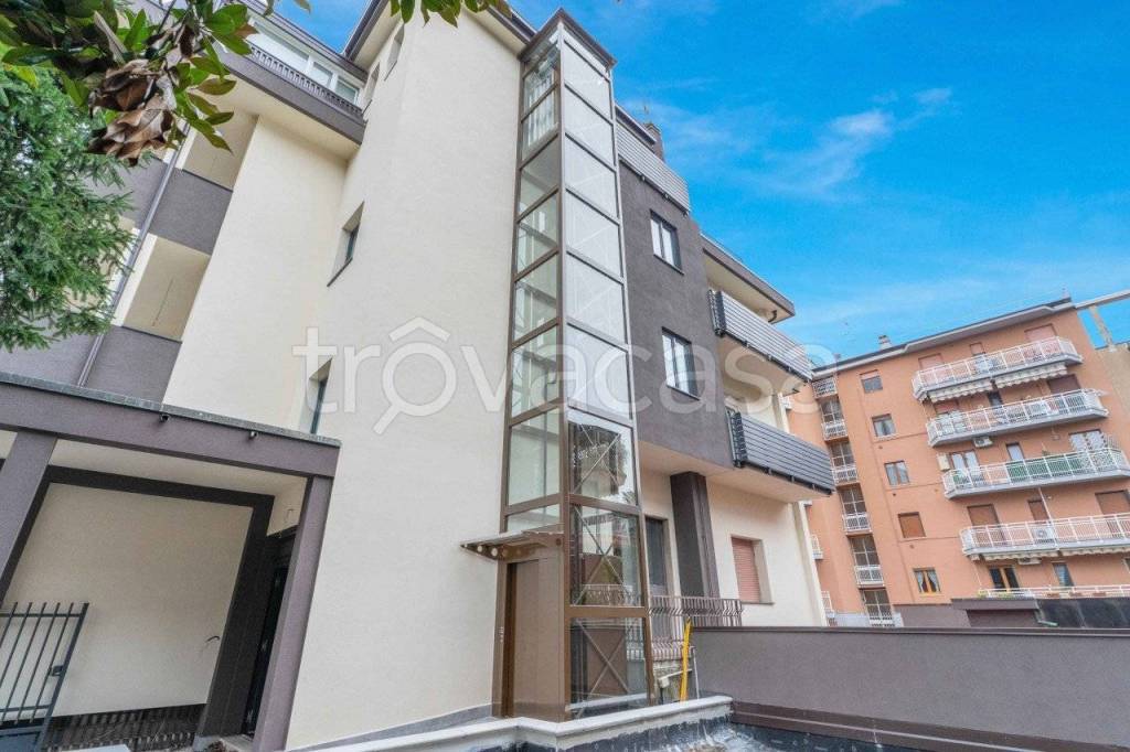 appartamento in vendita a Cesano Boscone