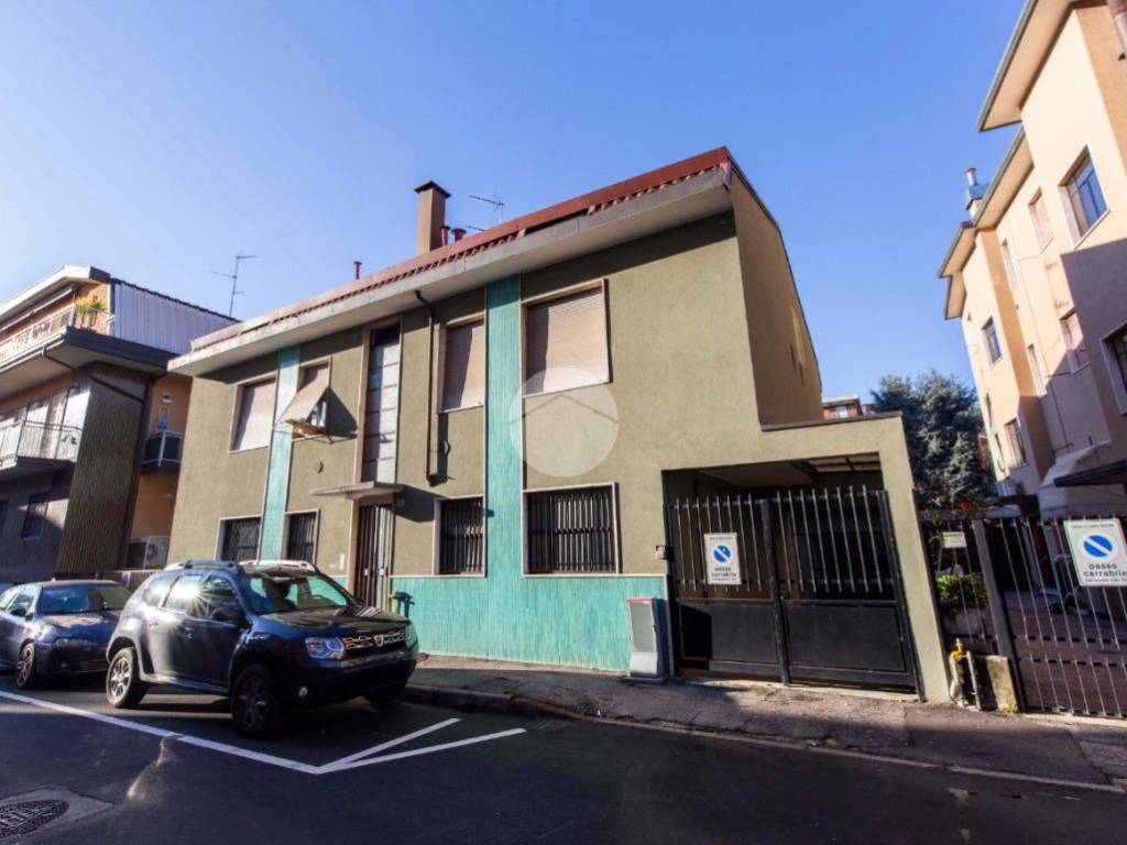 appartamento in vendita a Cesano Boscone