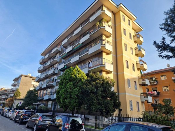 appartamento in vendita a Cesano Boscone