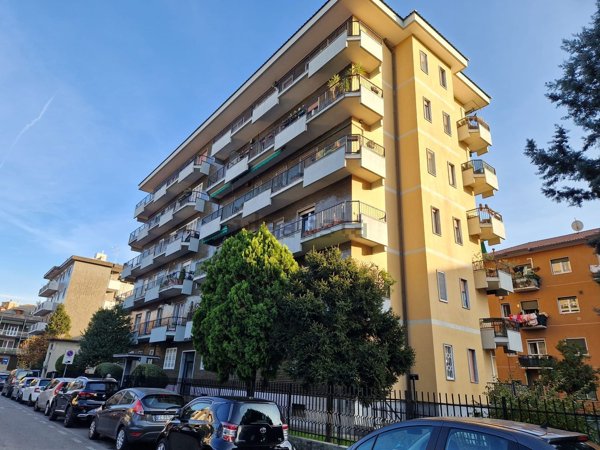 appartamento in vendita a Cesano Boscone