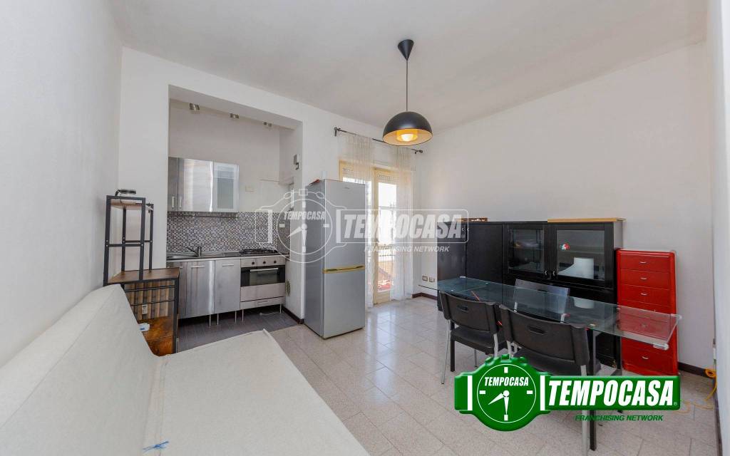 appartamento in vendita a Cesano Boscone in zona Villaggio Giardino