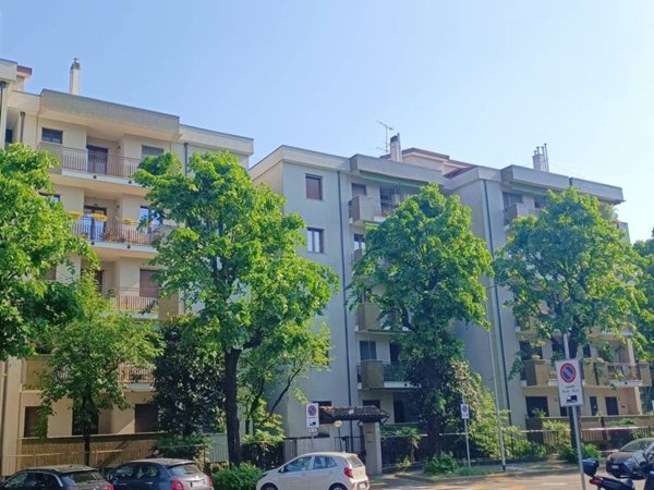 appartamento in vendita a Cesano Boscone