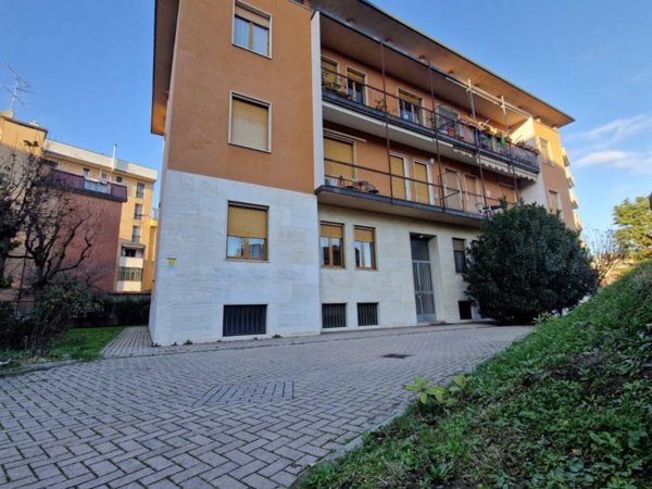 appartamento in vendita a Cesano Boscone