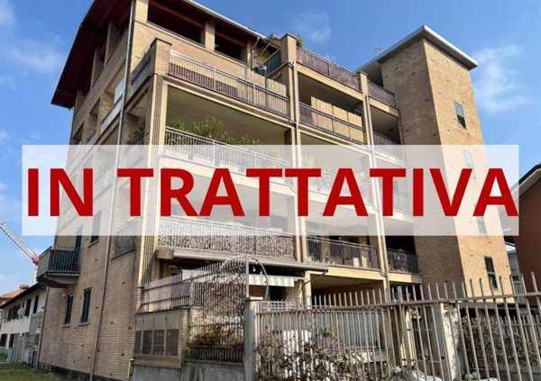 appartamento in vendita a Cesano Boscone in zona Villaggio Giardino