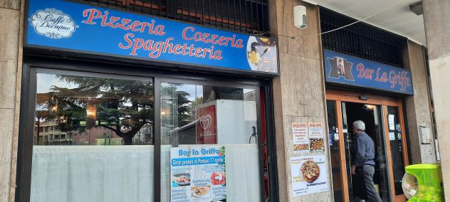 negozio in vendita a Cesano Boscone