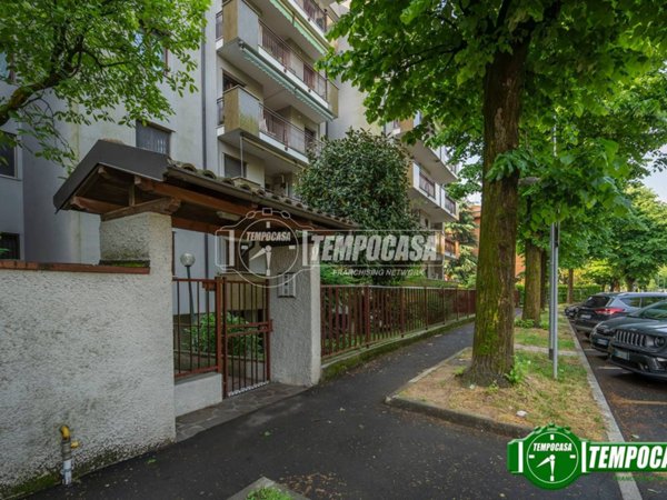 appartamento in vendita a Cesano Boscone