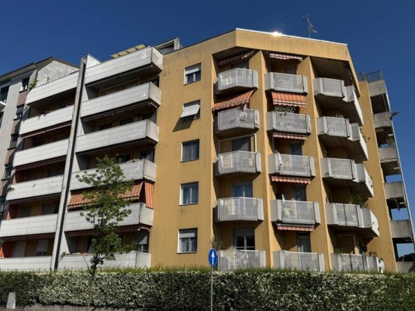 appartamento in vendita a Cesano Boscone