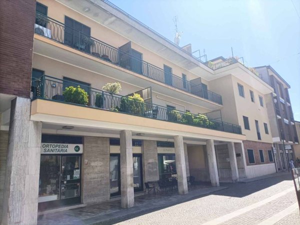 appartamento in vendita a Cesano Boscone