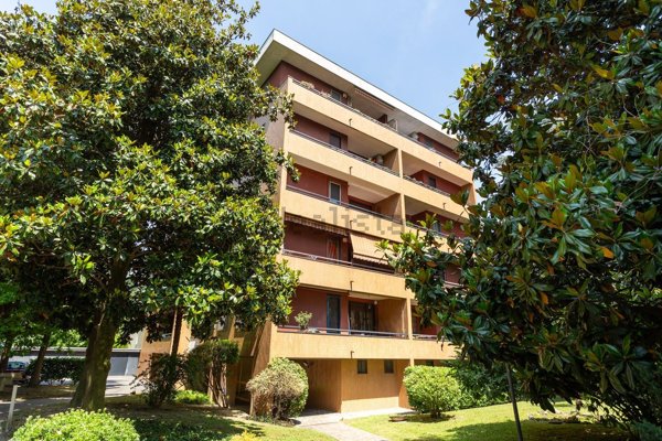 appartamento in vendita a Cesano Boscone