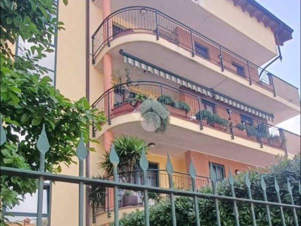 appartamento in vendita a Cesano Boscone