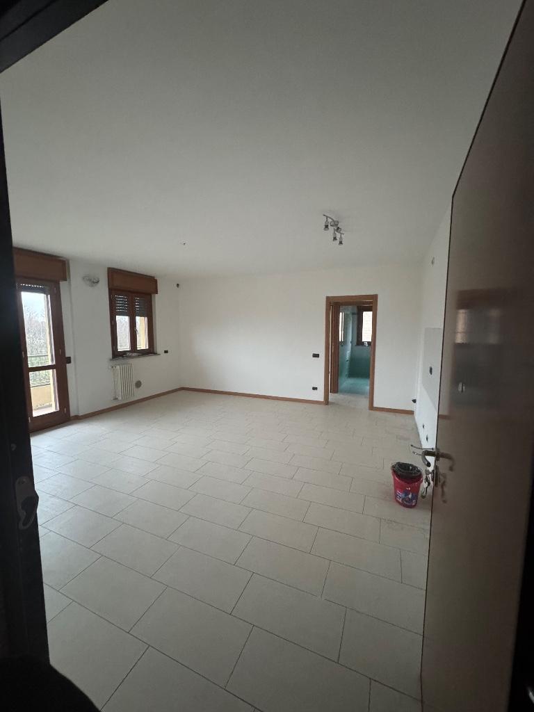 appartamento in vendita a Cesano Boscone in zona Villaggio Giardino