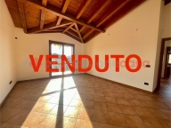 appartamento in vendita a Cesano Boscone in zona Villaggio Giardino