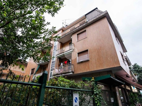 appartamento in vendita a Cesano Boscone