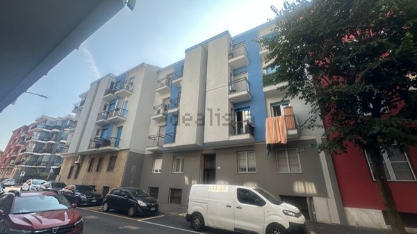 appartamento in vendita a Cesano Boscone in zona Villaggio Giardino