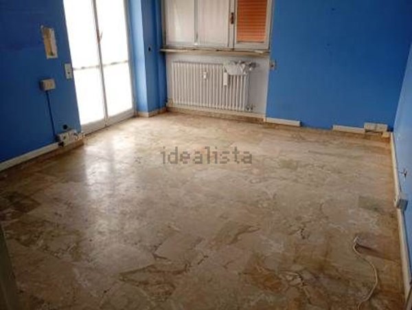 appartamento in vendita a Cesano Boscone in zona Villaggio Giardino