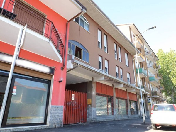 negozio in vendita a Cesate