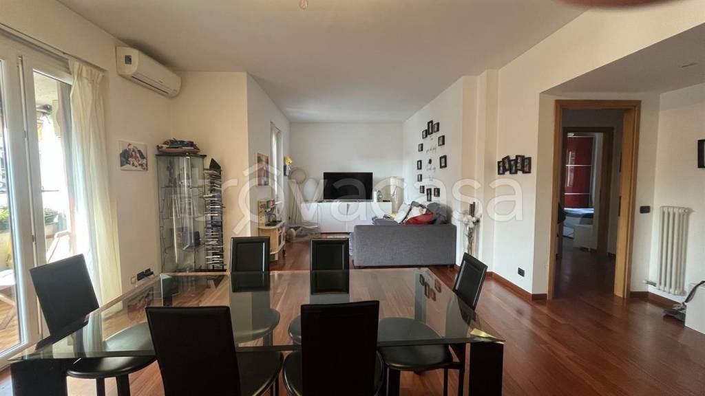 appartamento in vendita a Cesate
