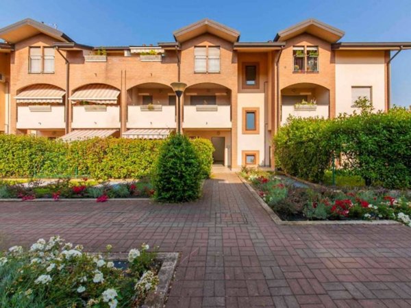 appartamento in vendita a Cesate