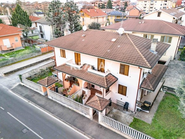 casa indipendente in vendita a Cesate
