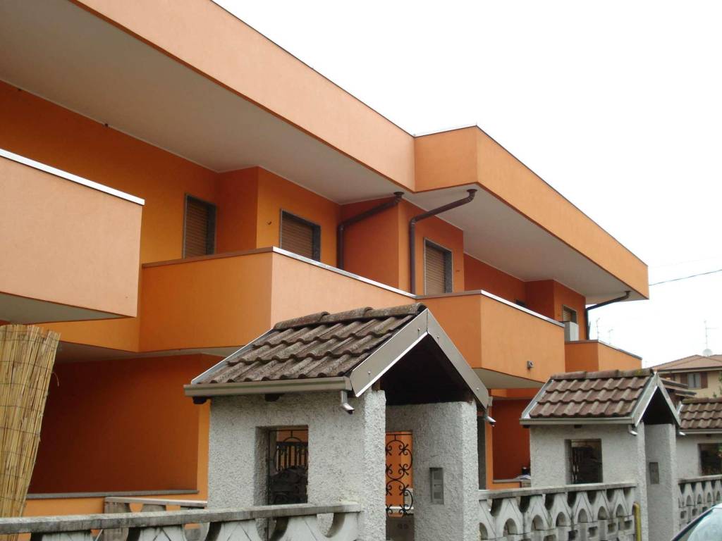 casa indipendente in vendita a Cesate