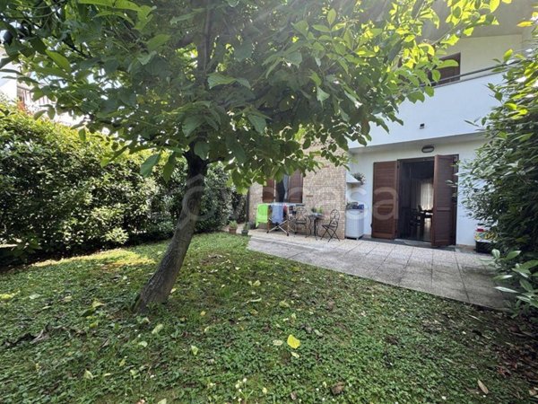 casa indipendente in vendita a Cesate