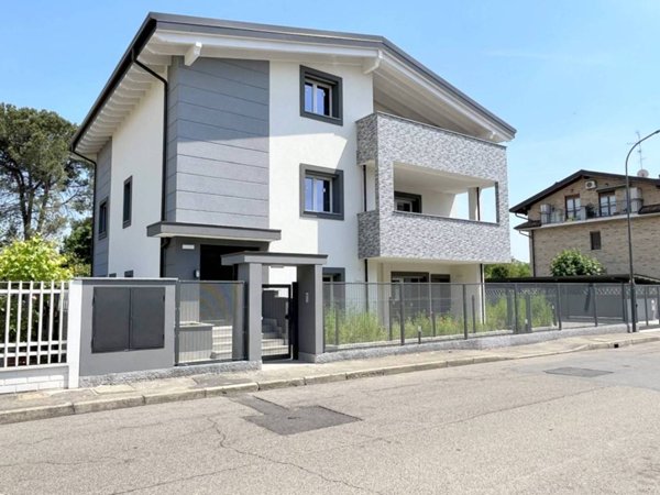 appartamento in vendita a Cesate