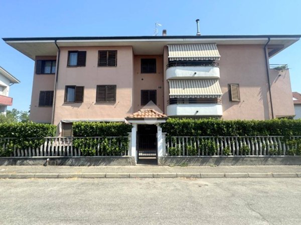 appartamento in vendita a Cesate