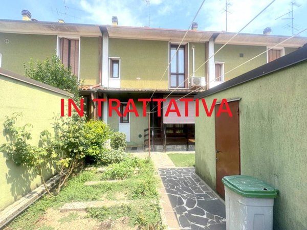 casa indipendente in vendita a Cesate