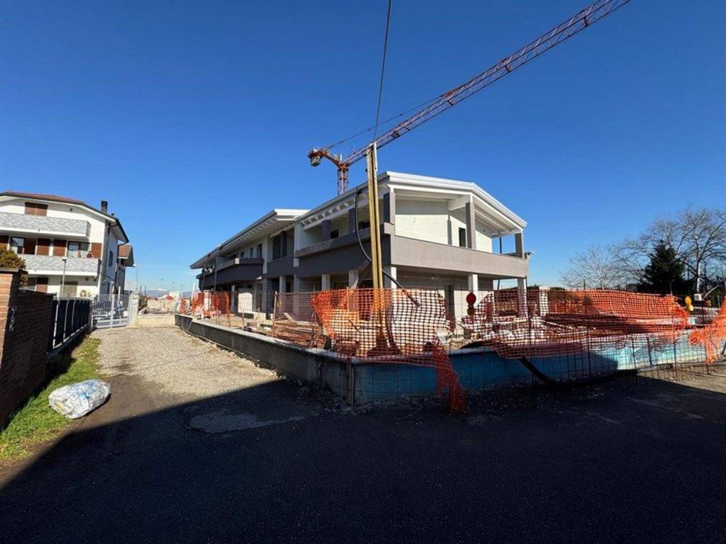 casa indipendente in vendita a Cesate