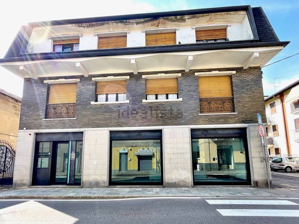 casa indipendente in vendita a Cesate